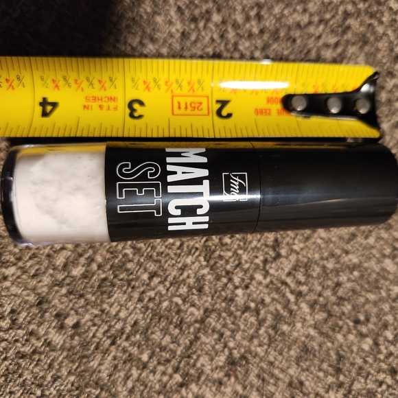 Finishing Powder - Picture 2 of 3